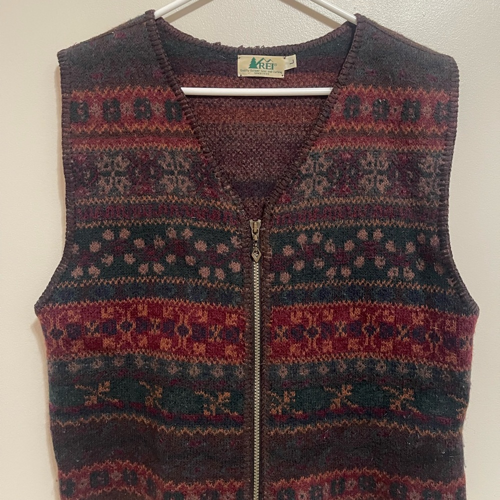 REI Multicolor Patterned Vest